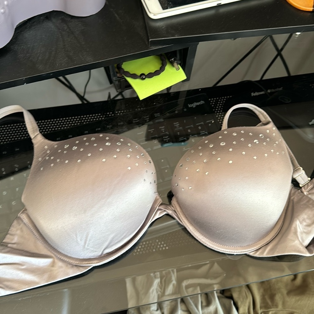 Maidenform 38b push up